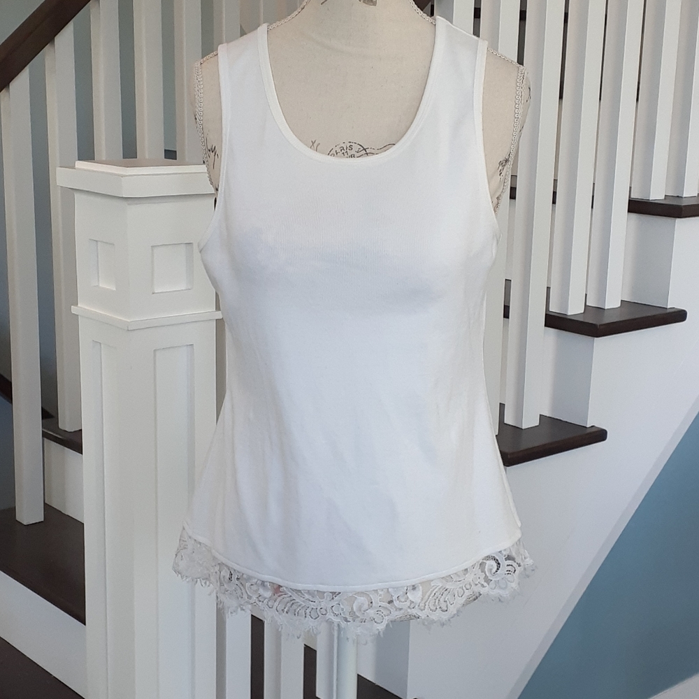 & White Moda lace trimmed tank top